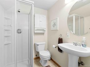 Undisclosed Address #3327246, Broomfield CO 80020