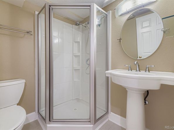 8105 S Humboldt Circle, Centennial CO 80122