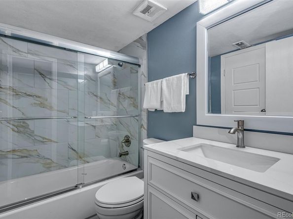2929 W Floyd Avenue 217, Denver CO 80236