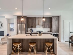 2128 Applewood Drive, Lakewood CO 80215