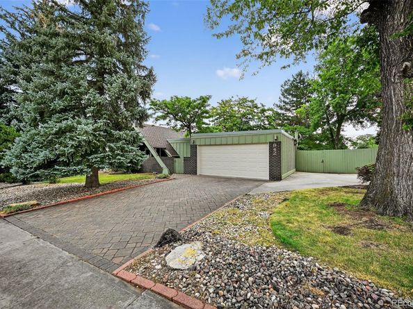 942 S Beech Street, Lakewood CO 80228