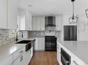 2291 S Zang Court, Lakewood CO 80228