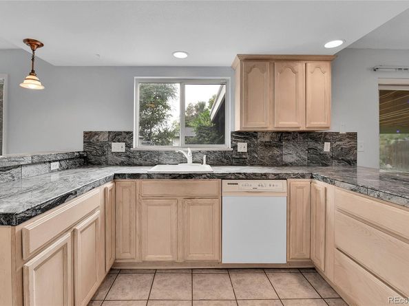 Undisclosed Address #7105588, Broomfield CO 80020