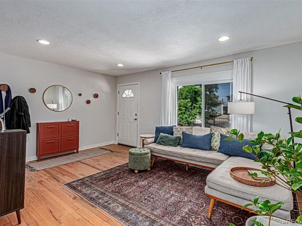 2658 W 1st Avenue, Denver CO 80219