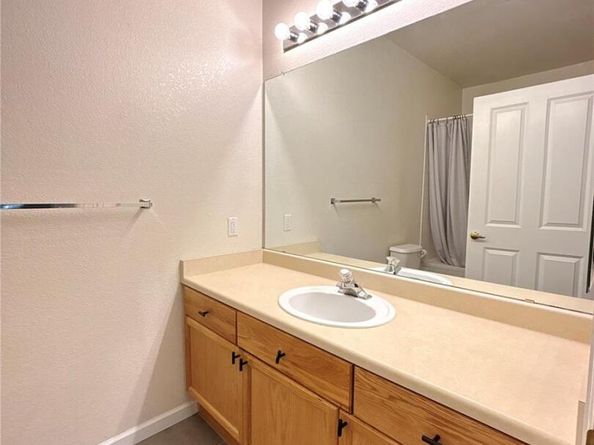8338 S Independence Circle 104, Littleton CO 80128