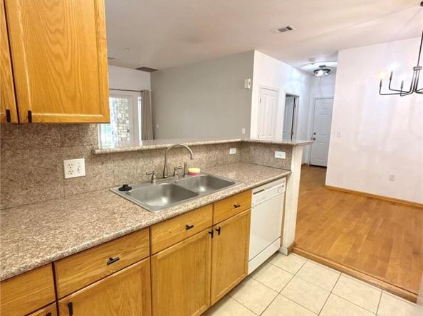 8338 S Independence Circle 104, Littleton CO 80128