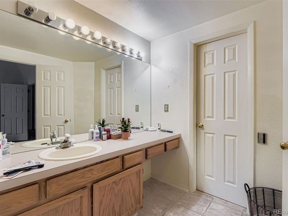 Undisclosed Address #7319482, Aurora CO 80013
