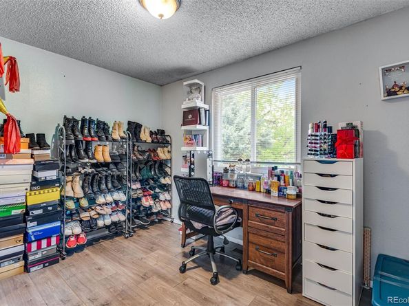Undisclosed Address #7395640, Aurora CO 80013