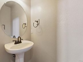 1729 S Poplar Street, Denver CO 80224