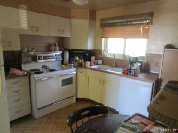 1476 S Chase Street, Lakewood CO 80232