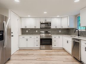 2800 S Heather Gardens Way B, Aurora CO 80014