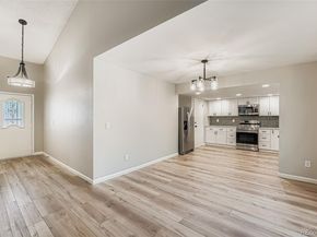 2800 S Heather Gardens Way B, Aurora CO 80014