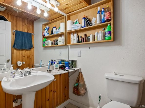 4931 S Danube Street, Aurora CO 80015