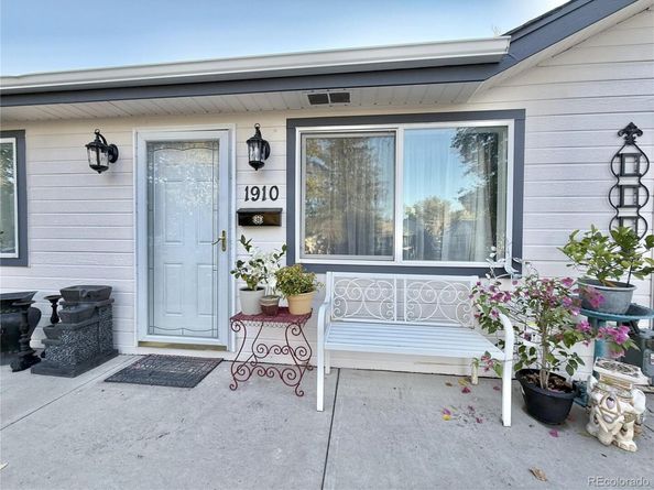 1910 S Knox Court, Denver CO 80219