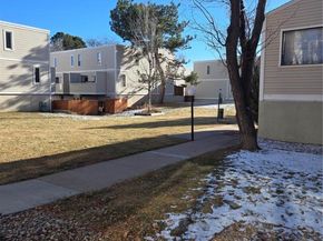 1050 S Monaco Parkway 25, Denver CO 80224