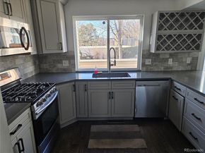 1050 S Monaco Parkway 25, Denver CO 80224