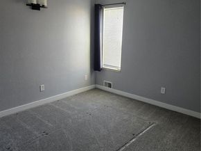 1050 S Monaco Parkway 25, Denver CO 80224