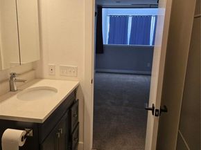 1050 S Monaco Parkway 25, Denver CO 80224