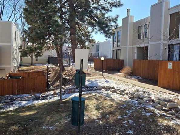 1050 S Monaco Parkway 25, Denver CO 80224