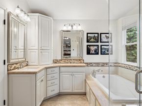 6143 S Newark Way, Englewood CO 80111
