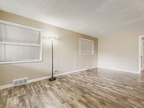 1221 S Quieto Way, Denver CO 80223