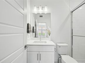 10 Oneida Court, Denver CO 80230