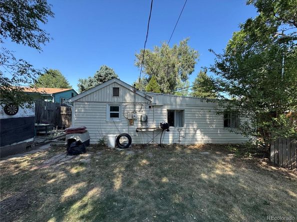 800 Stuart Street, Denver CO 80204