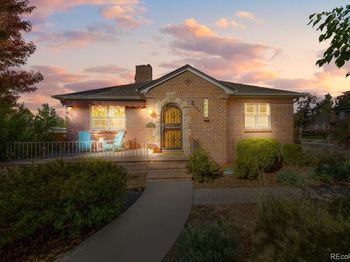 1090 Bonnie Brae Boulevard