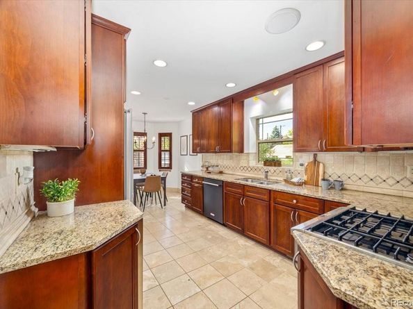 1090 Bonnie Brae Boulevard, Denver CO 80209
