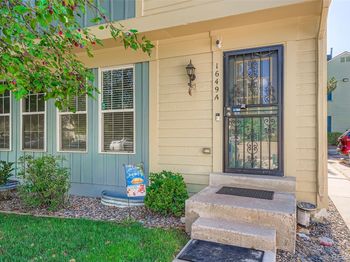 1649 S Ivory Circle