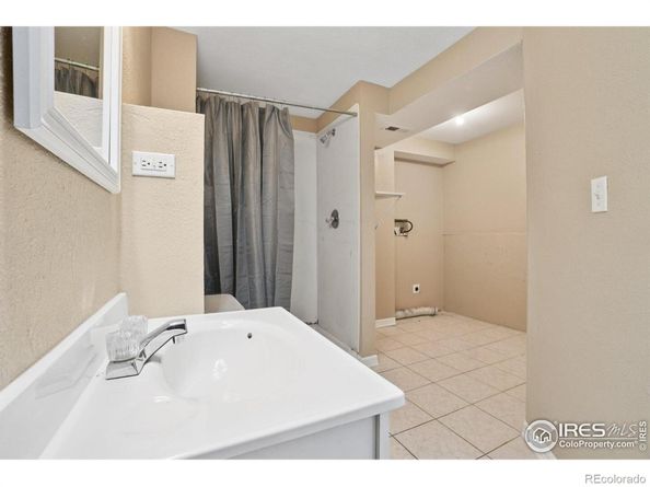 1506 Crestwood Circle, Longmont CO 80504
