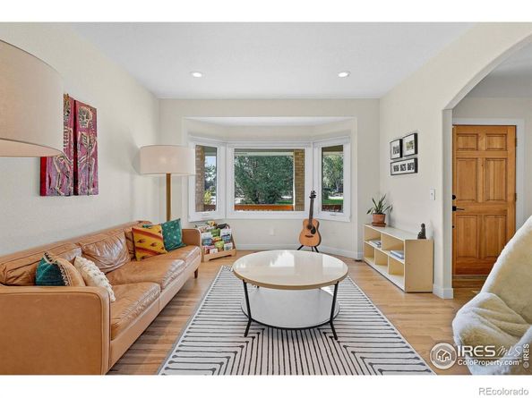 2237 Eagleview Way, Longmont CO 80504