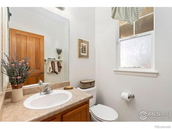 633 Deerwood Drive, Longmont CO 80504