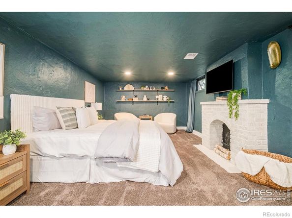 1300 N Glencoe Street, Denver CO 80220