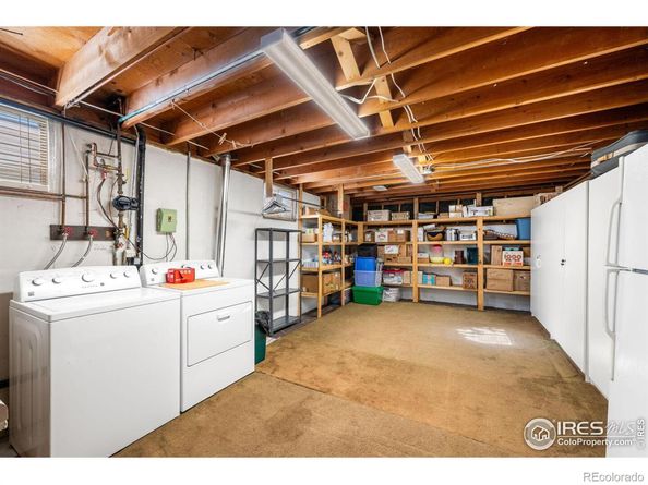 3308 Lakeview Circle, Longmont CO 80503