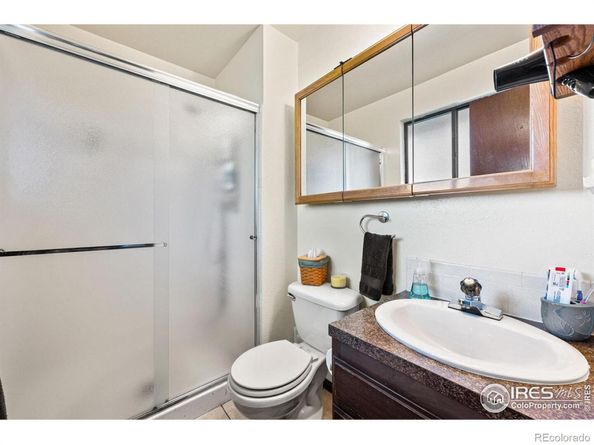 3308 Lakeview Circle, Longmont CO 80503