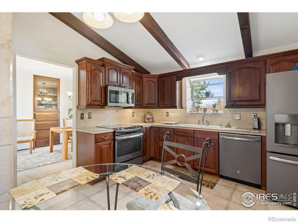 3308 Lakeview Circle, Longmont CO 80503