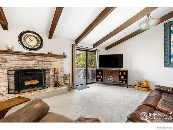 3308 Lakeview Circle, Longmont CO 80503