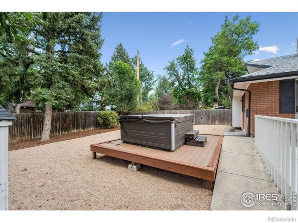 800 Mohawk Drive, Boulder CO 80303