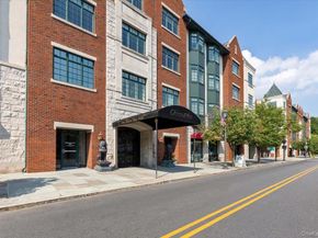 1 Christie Place 402E, Scarsdale NY 10583