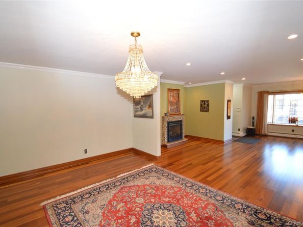 6348 83rd Street, Middle Village NY 11379