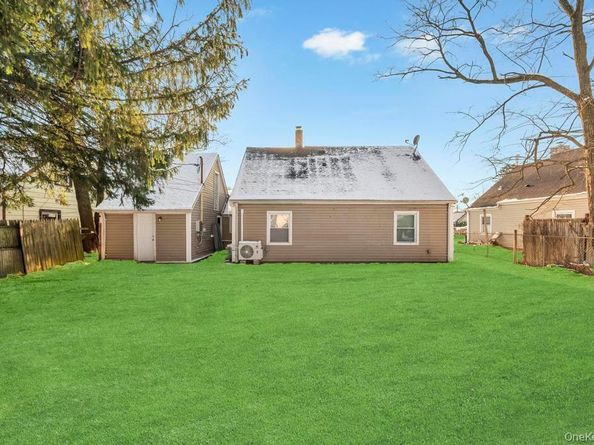 66 Maplewood Drive, Westbury NY 11590