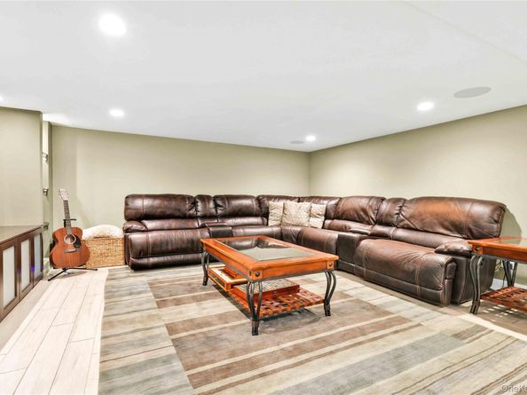 69 Bankside Drive, Centerport NY 11721