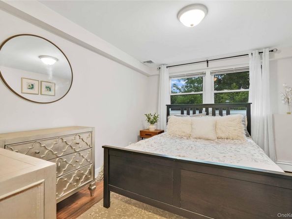 69 Bankside Drive, Centerport NY 11721