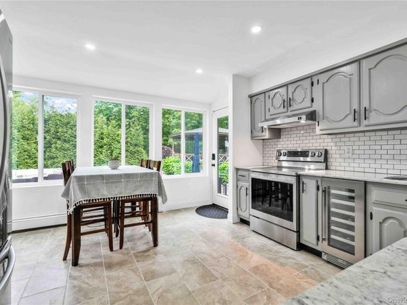 69 Bankside Drive, Centerport NY 11721