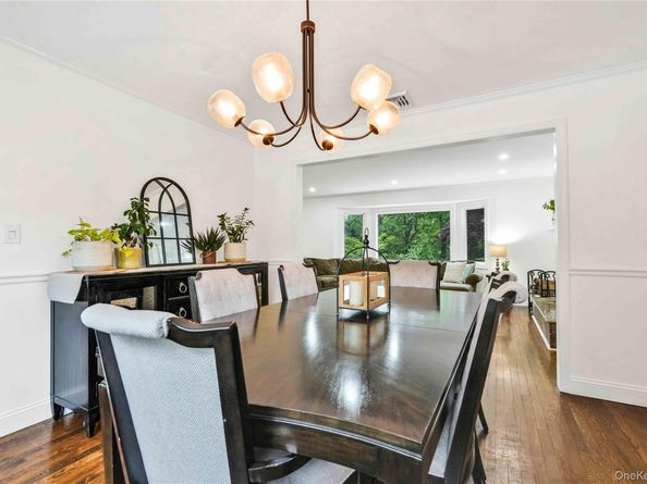 69 Bankside Drive, Centerport NY 11721