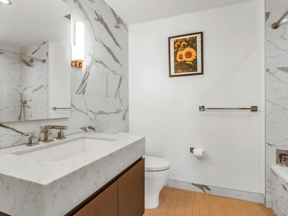 138-35 39th Avenue 14M, Flushing NY 11354