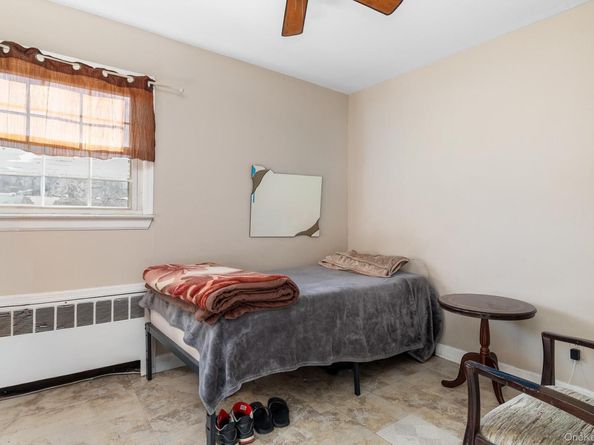 5 Gardner Avenue, Hicksville NY 11801