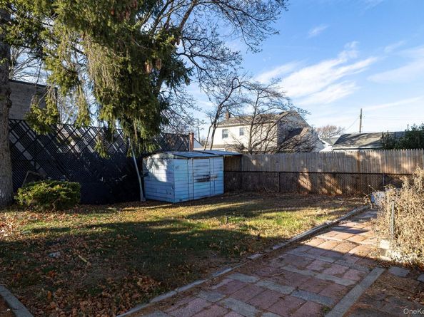 5 Gardner Avenue, Hicksville NY 11801