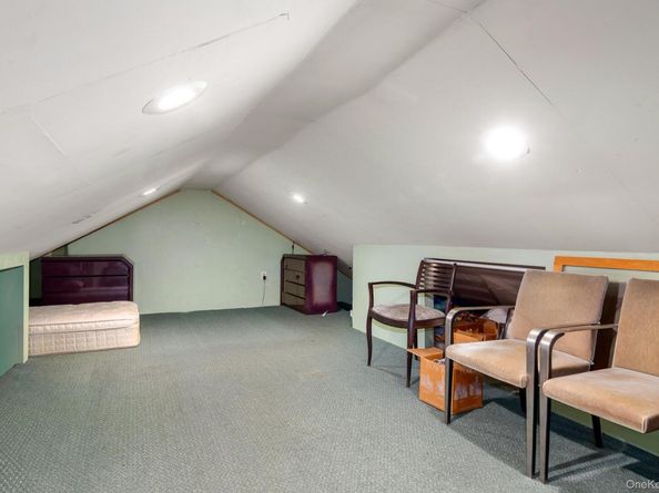 5 Gardner Avenue, Hicksville NY 11801